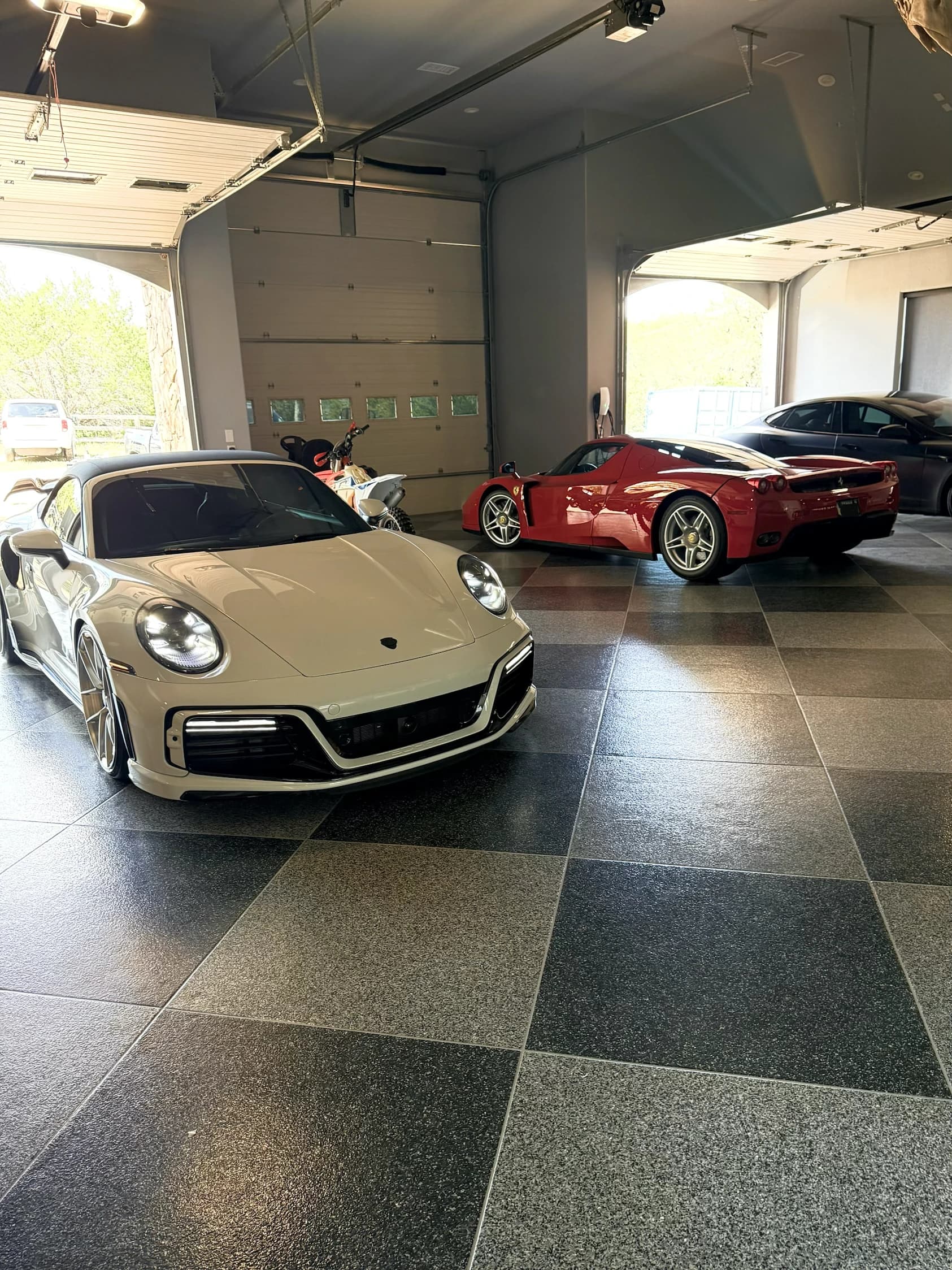 Porsche 911 Turbo and Ferrari after detailing