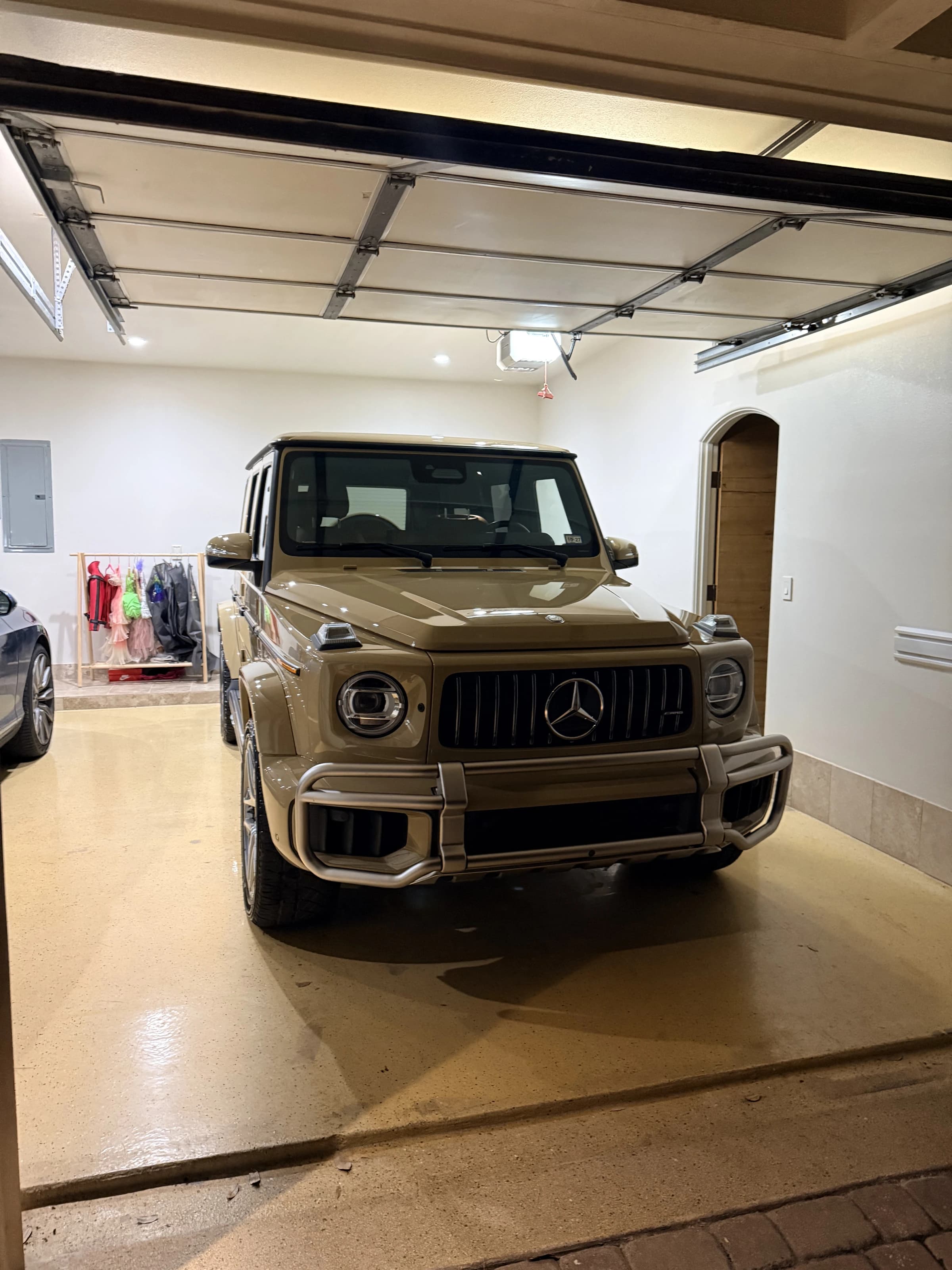 Mercedes G-Wagon after a full exterior detail